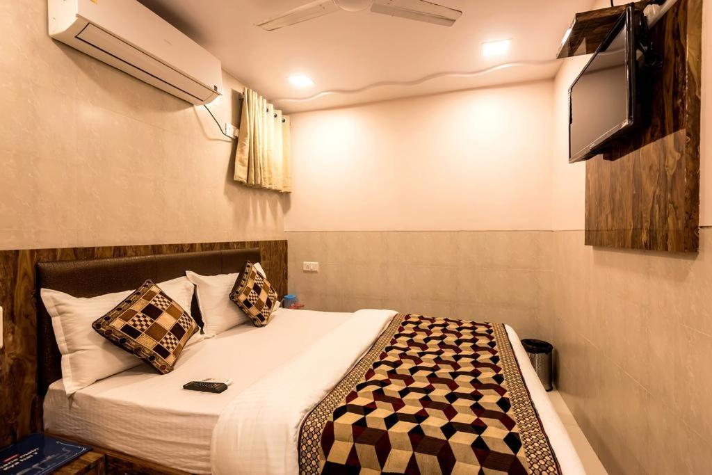 Hotel Kf Residency Bombaim Exterior foto