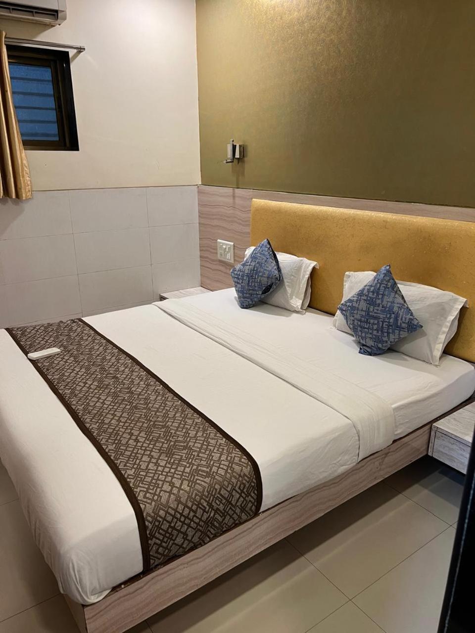 Hotel Kf Residency Bombaim Exterior foto